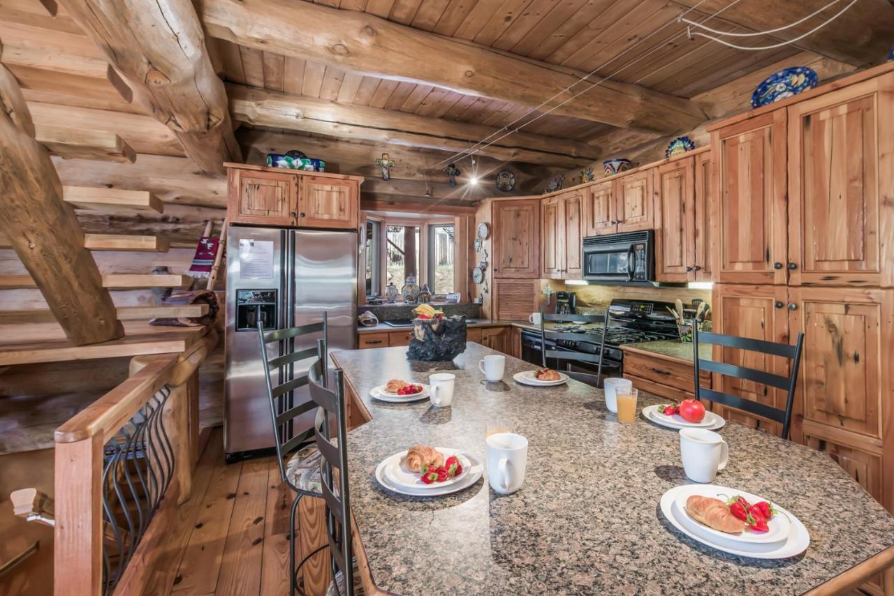 Bear Foot Lodge, 2 Bedrooms, Sleeps 6, Gas Grill, Walk To River, Hot Tub Ruidoso Exteriér fotografie